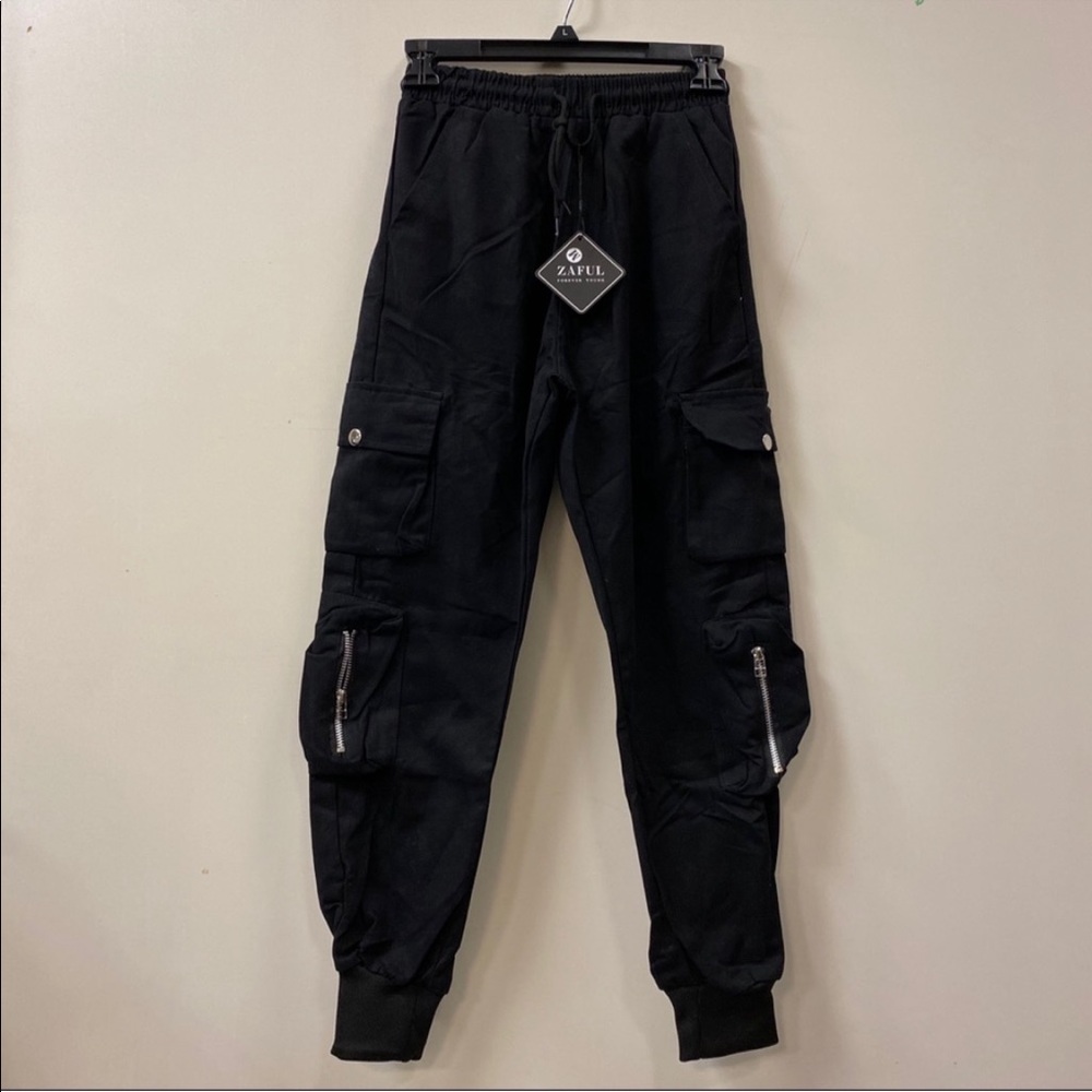 Black Zaful Cargo Pants